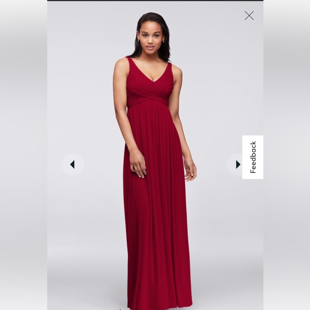 Never worn. Ordered for a wedding in 2020 that unfortunately never happened.